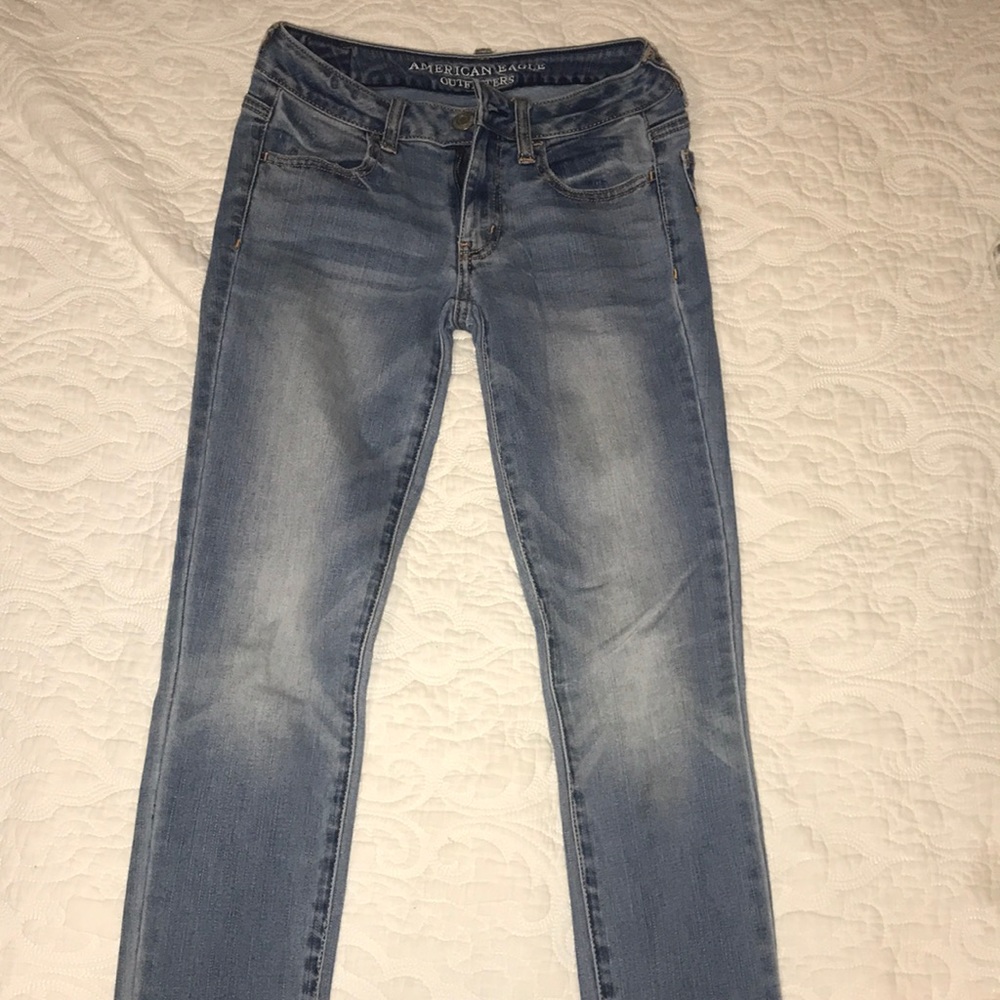 Light wash, super stretch jegging